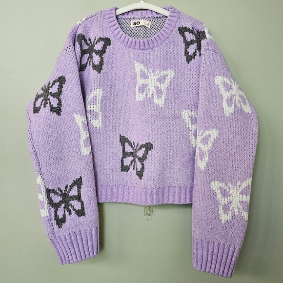 SO Crewneck Drop-Shoulder Pullover Cropped Sweater, Purple Butterflies, Size XS - Picture 3 of 10
